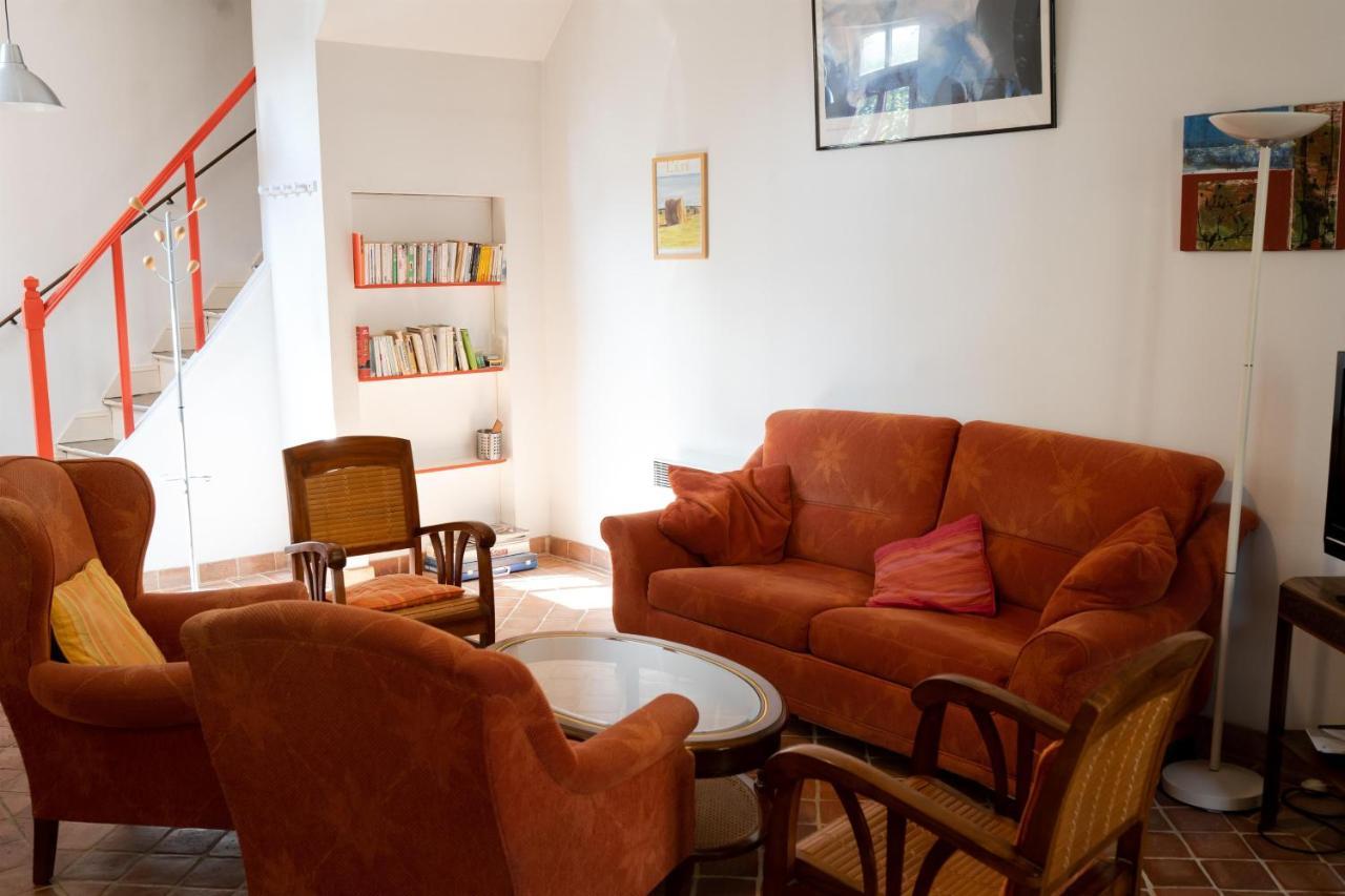 La Maison Rouge Saint-Sauveur-en-Puisaye Ngoại thất bức ảnh