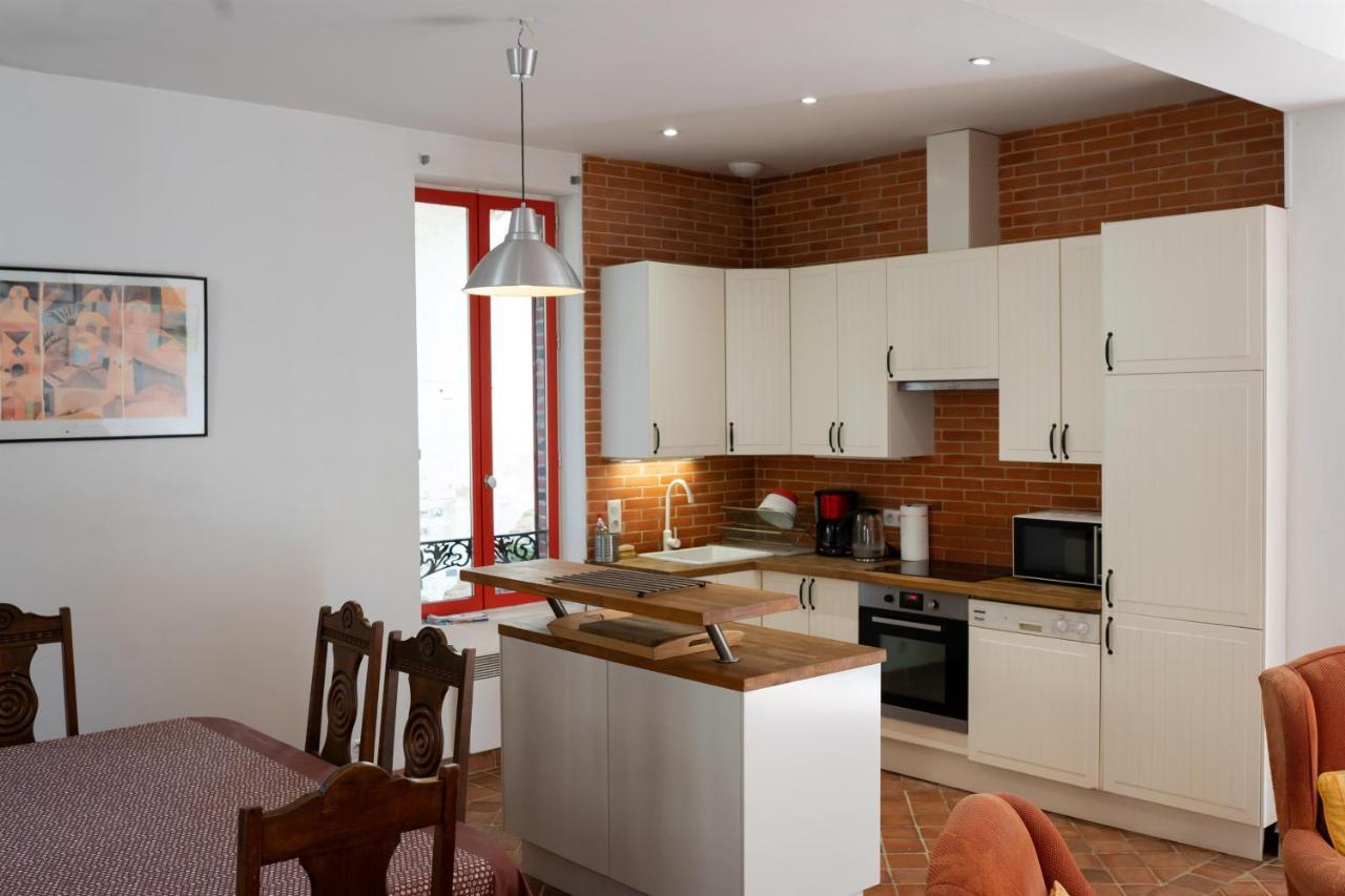 La Maison Rouge Saint-Sauveur-en-Puisaye Ngoại thất bức ảnh