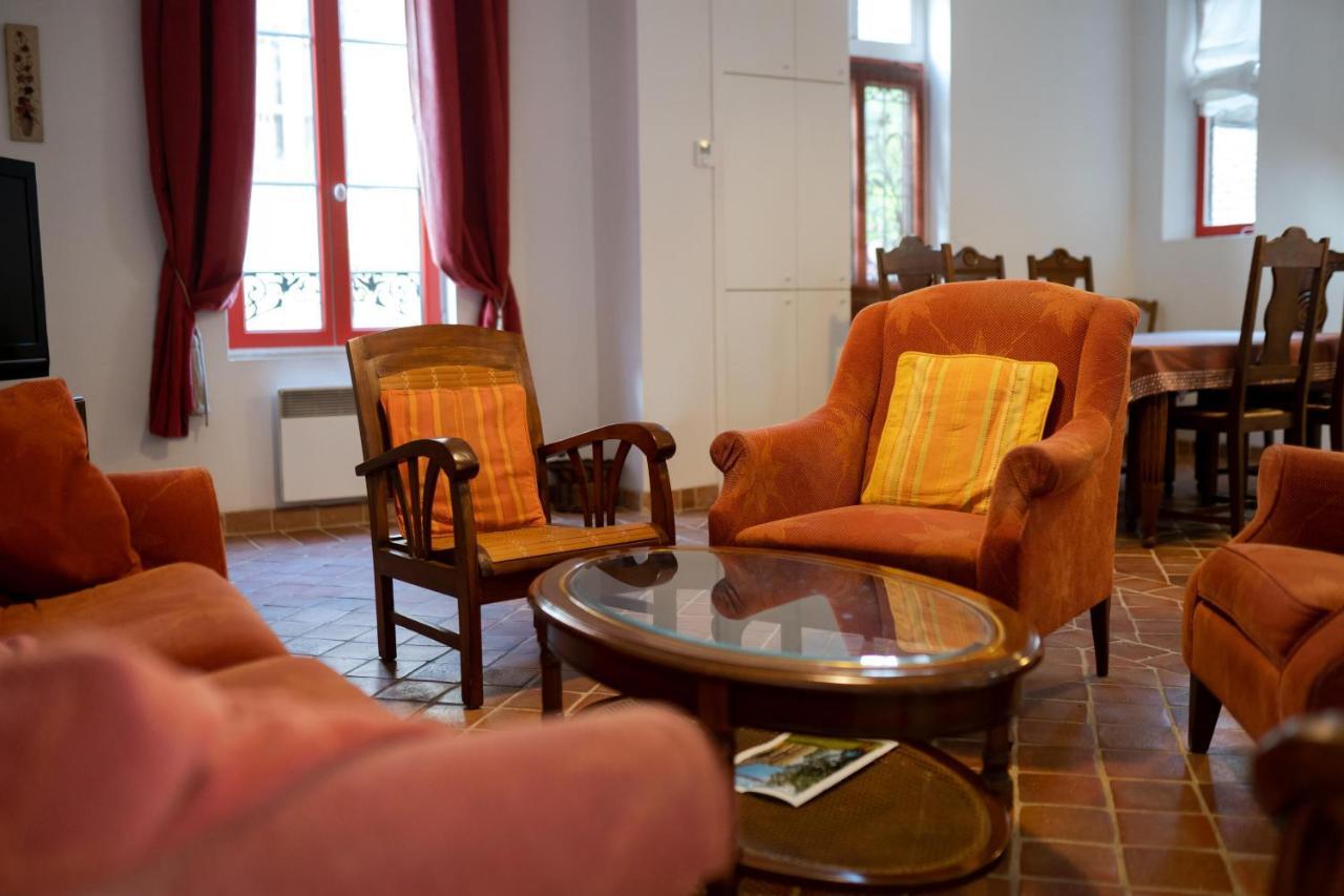 La Maison Rouge Saint-Sauveur-en-Puisaye Ngoại thất bức ảnh